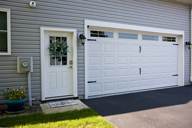 24/7 Emergency Garage Door Roller Replacement experts in Trainer, PA